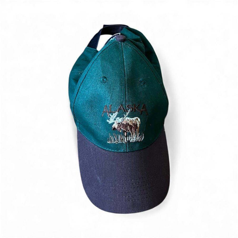 NWT Green and Black Alaska Moose Cap